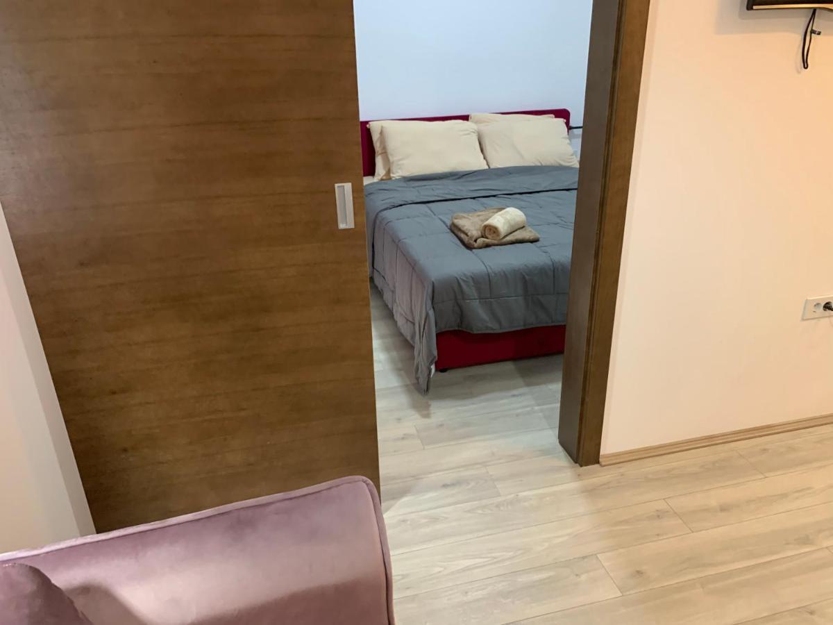 雅戈丁那De Lux Nedeljkovic公寓式酒店 外观 照片