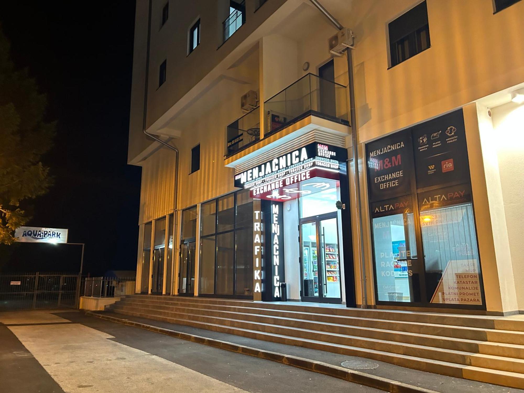 雅戈丁那De Lux Nedeljkovic公寓式酒店 外观 照片
